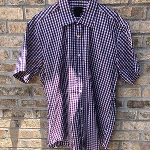 Short sleeved Men’s shirt.